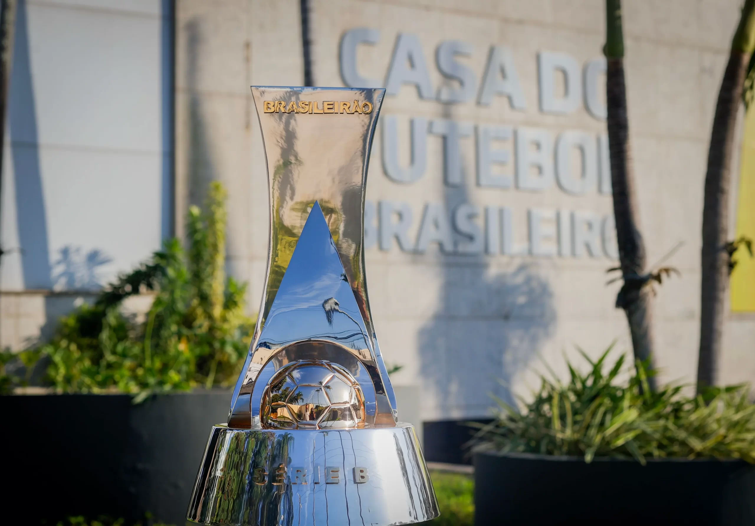 A estreia do Avaí no Campeonato Brasileiro da Série B 2026 será no dia 22 de março, na Ressacada, diante do Juventude-RS.