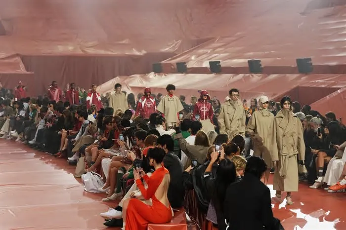 Depois de perder mais de 59 kg com cirurgia bariátrica, Christie Woodard corre em 36 estados e não pretende parar ...