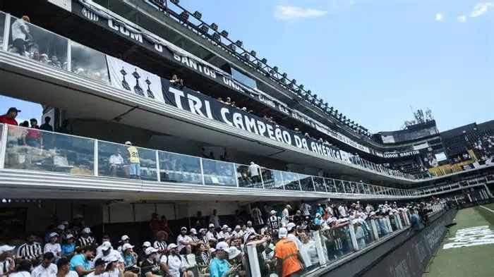 Santos e Internacional se enfrentam nesta quarta-feira (18), em duelo válido pela 7ª rodada do Campeonato Brasileiro ...