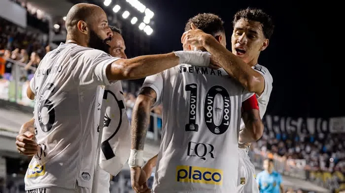 Invicto há três jogos, mas vindo de dois empates consecutivos, o Santos volta a campo nesta quarta-feira (18), quando recebe ...