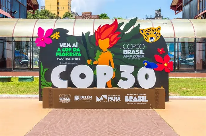 No ano passado, a realização da COP30 no Brasil potencializou as conversas sobre os impactos socioambientais das marcas e a ...