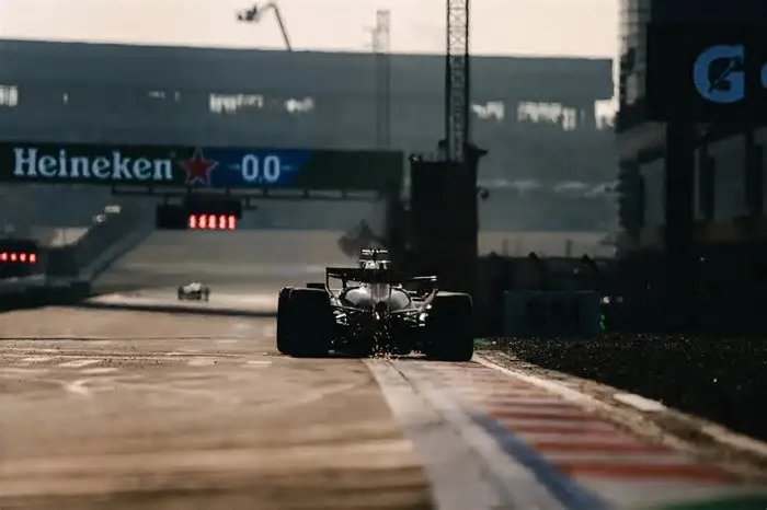 A investigação da FIA sobre Pierre Gasly no Grande Prêmio da China revela resultados surpreendentes! Descubra como ele ...