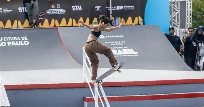 Principal nome do skate no Brasil e um dos principais no mundo, Rayssa Leal terminou em quarto lugar no Mundial de Skate ...