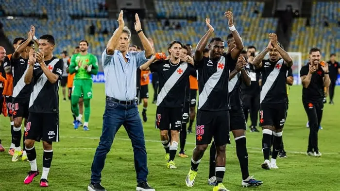 Vasco e Fluminense protagonizam confronto eletrizante no Maracanã, que marca evolução da equipe no comando de Renato Gaúcho ...