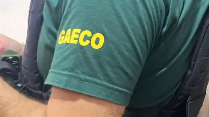 Na manhã desta quarta-feira (18), Balneário Camboriú foi alvo da Operação Gollum II, que investiga um esquema de desvio de ...