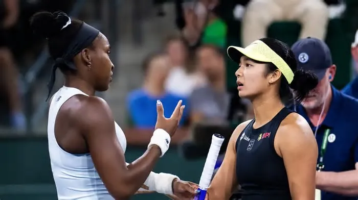 Coco Gauff, número quatro do Mundo, surpreendeu este domingo ao final da noite ao desistir na terceira ronda do WTA 1000 de ...