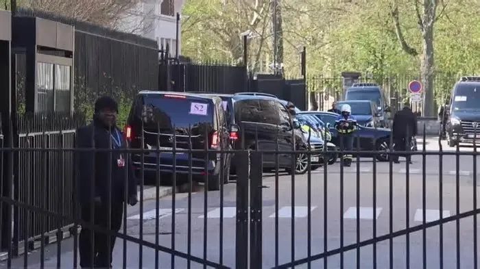 París, 15 mar (EFE).- Estados Unidos y China iniciaron este domingo una nueva ronda de consultas económicas y comerciales en ...