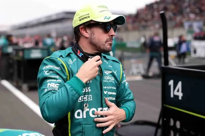 A análise de David Coulthard levantou dúvidas relevantes sobre a decisão de Fernando Alonso de abandonar o GP da China.