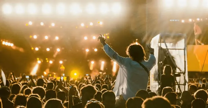 "CNN Review é um guia de produtos e serviços para te ajudar a fazer escolhas inteligentes para uma vida mais simples e ...