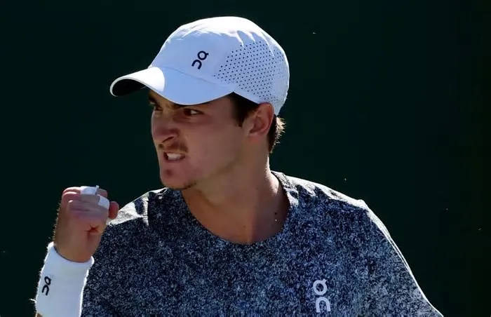 João Fonseca passou por Tommy Paul este domingo (09) e passou aos oitavos-de-final de Indian Wells, os seus primeiros em ...