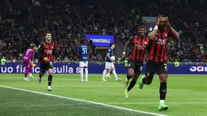 O Milan venceu a Inter de Milão por 1 a 0 neste domingo (8), como mandante, no San Siro, pela 28ª do Campeonato Italiano. O ...