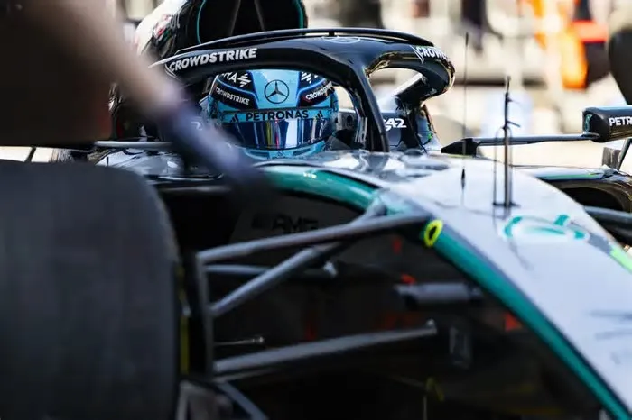 George Russell Sob Fogo: FIA Lança Investigação Após Colisão Perigosa na Box Num desfecho chocante no Grande Prémio da ...