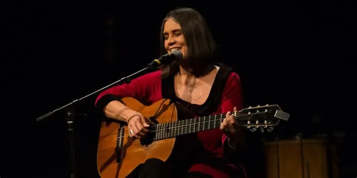 A TV Brasil apresenta o espetáculo exclusivo Brasileiras Canções, da cantora, compositora e instrumentista Joyce Moreno, no ...