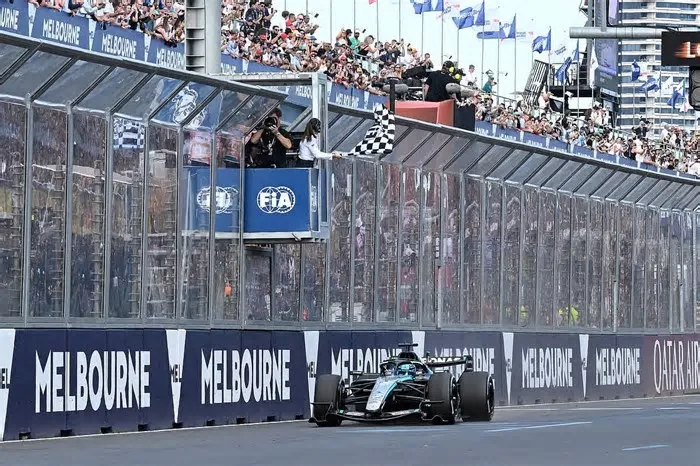 O britânico George Russell conquistou este domingo (8) a vitória no Grande Prémio da Austrália de 2026, a primeira prova da ...