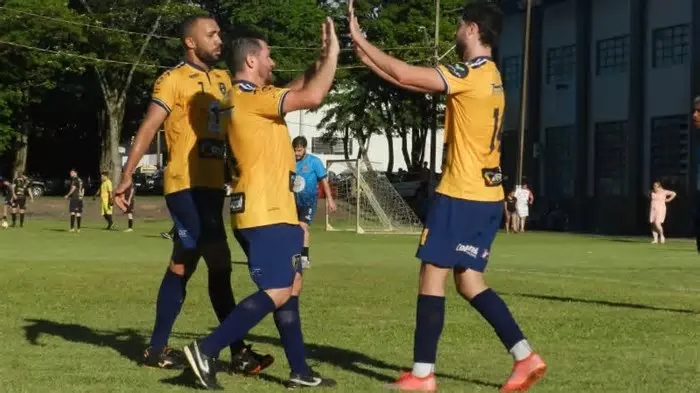 Estão definidos os finalistas da 8ª Copa Irineu Kuhn/Sicredi de Futebol Sete, competição promovida pela Associação de ...