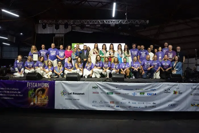 A 35° Festa Nacional da Uva terminou neste domingo (8), em Caxias do Sul, com público de 710 mil pessoas, segundo estimativa ...