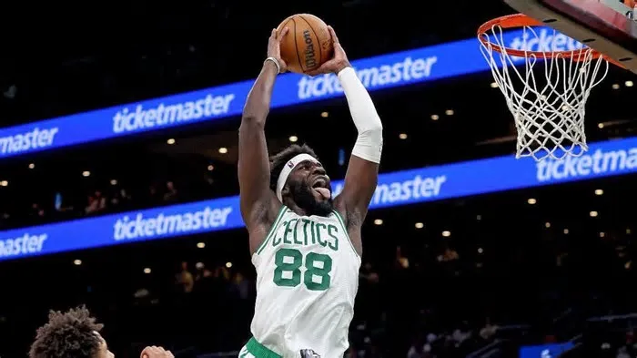 Poste português jogou quase 36 minutos e acumulou 11 ressaltos ...