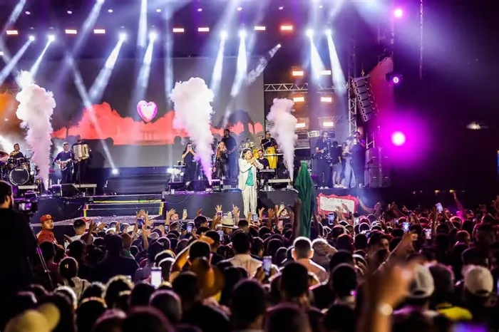A cantora Roberta Miranda apresentou-se no Pátio de Eventos Otoni Rodrigues, em Vitória de Santo Antão (PE), e publicou um ...