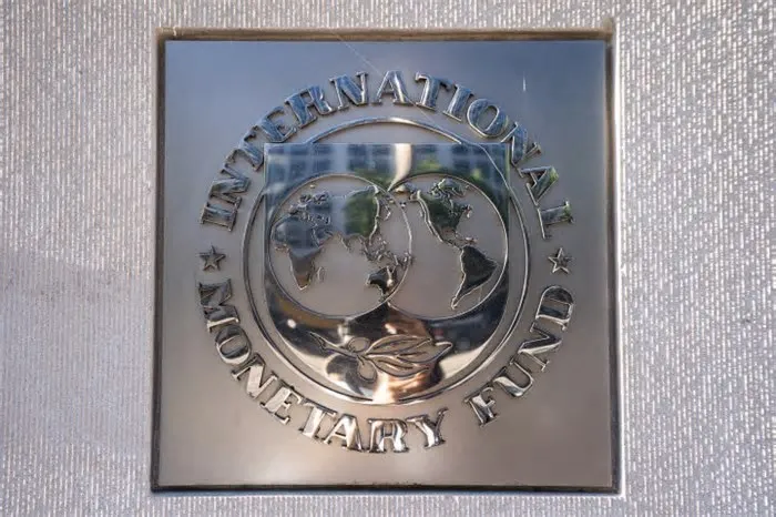 O Governo moçambicano anunciou hoje que espera fechar as discussões com o Fundo Monetário Internacional (FMI) sobre um novo ...