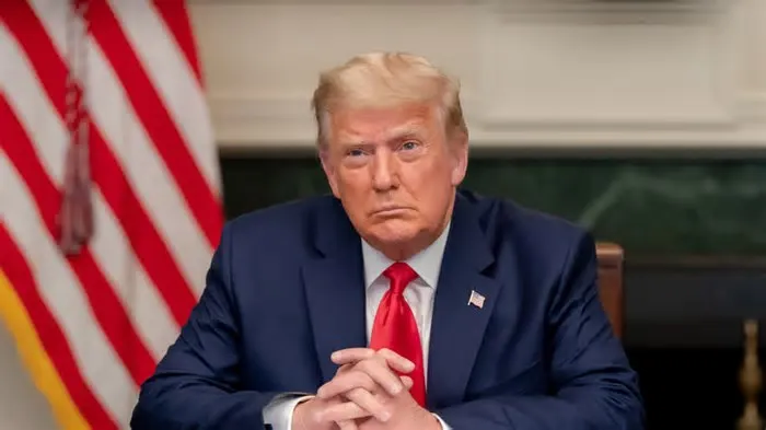 Nenhuma das duas empresas comentaram o assunto, mas Trump afirma que a Intel passará a fabricar os chips da Apple em solo ...