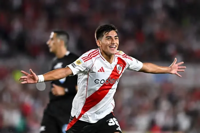 Ian Subiabre, atacante de 19 anos do River Plate, é oferecido ao Palmeiras; veja a situação e se o Verdão irá avançar!
