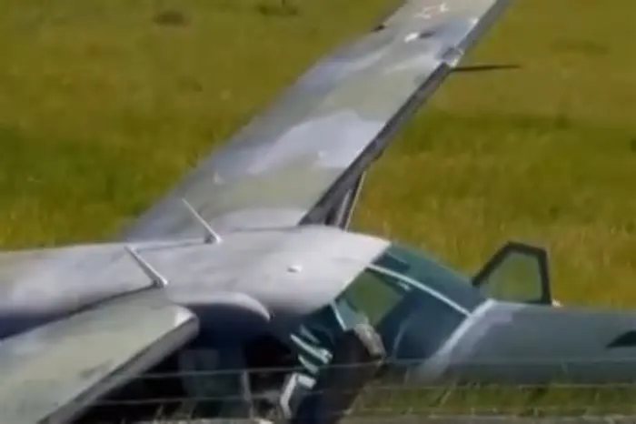 Um avião da Força Aérea Brasileira (FAB) saiu da pista durante um pouso no Aeroporto Internacional de Porto Seguro, no sul da ...