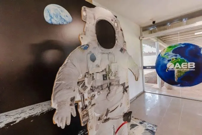 Ao longo das últimas décadas, o Brasil construiu competências importantes em áreas relacionadas ao setor espacial. A ...