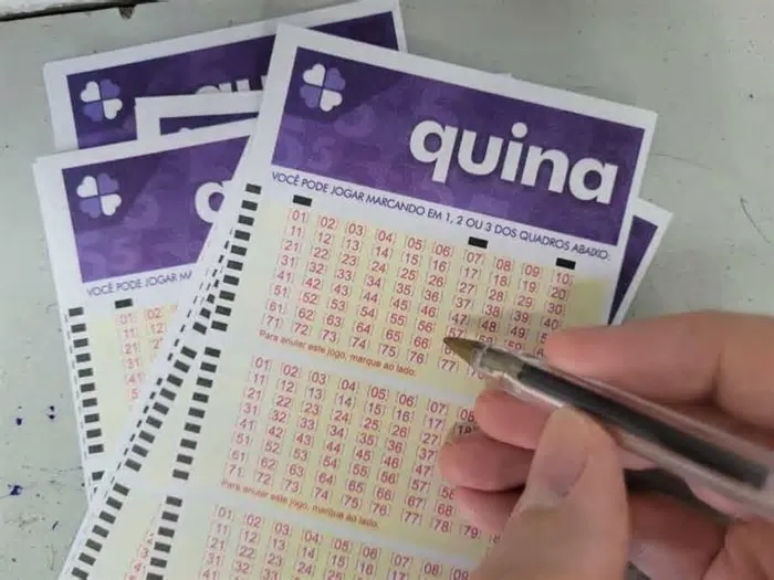 A Quina realiza seis sorteios semanais, de segunda-feira a sábado, sempre às 20h; veja quais os números sorteados no último ...