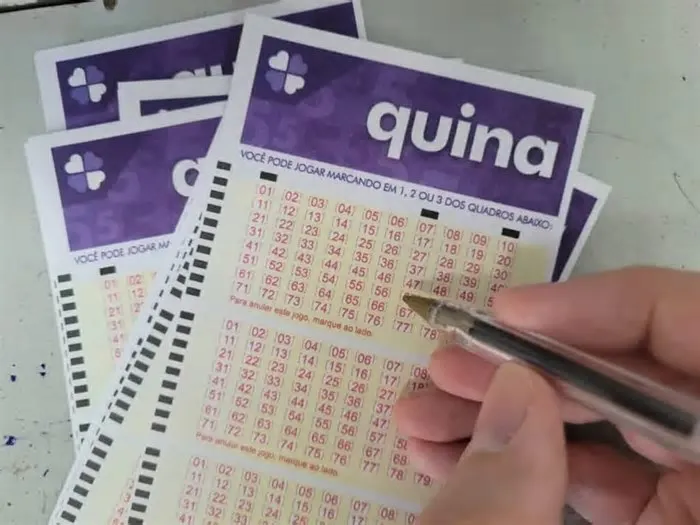 A Caixa Econômica Federal sorteou nesta sexta-feira, 5 de junho, as 5 dezenas do concurso 7043 da Quina. O prêmio estimado é ...
