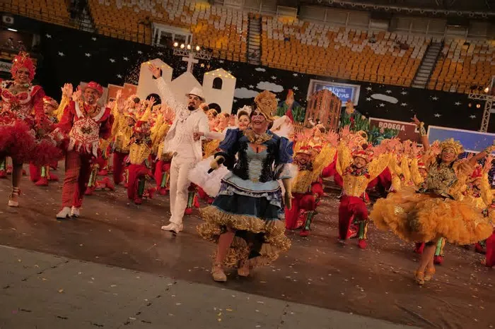 Quadrilha junina Lumiar é tetracampeão na categoria Globo Nordeste. Raio de Sol, também do Recife, ficou em segundo lugar na ...