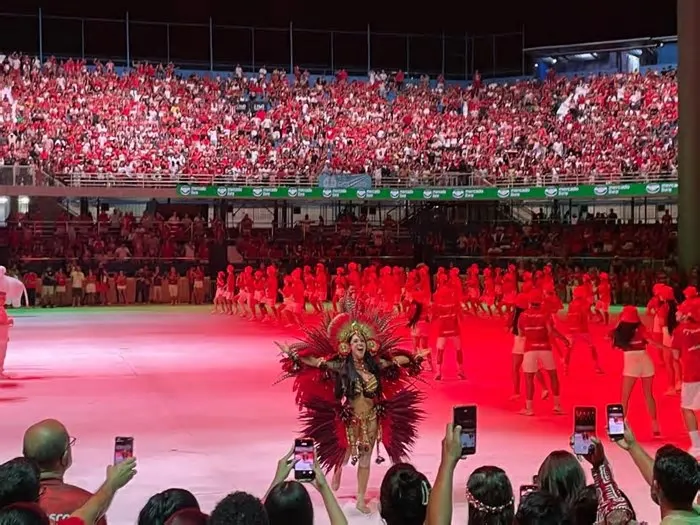 Isabelle Nogueira exalta a cultura amazônica e o impacto do Boi Garantido após ensaio técnico que reuniu milhares de ...