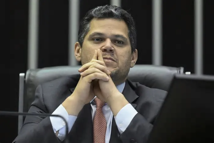 O esvaziamento do Senado acontece em meio à pressão para que Alcolumbre avance com a Proposta de Emenda à Constituição (PEC) ...
