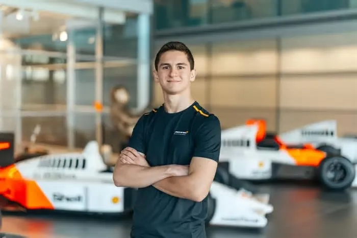 Atual campeão da Fórmula 2, Leonardo Fornarolli assumirá o carro de Lando Norris na McLaren durante o primeiro treino livre ...