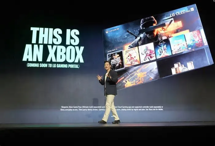 12 Jun (Reuters) - A Microsoft está avaliando opções para sua unidade de videogames Xbox, incluindo uma possível cisão ou ...