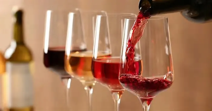 No Dia dos Namorados, o convite é provar vinhos elaborados com a mistura de duas uvas. Conheça os blends mais famosos ...