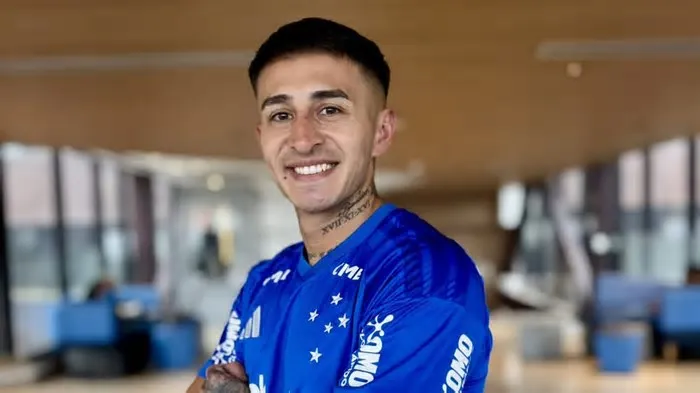 Novo reforço do Cruzeiro para a temporada, o lateral-esquerdo Gabriel Rojas foi anunciado na tarde desta quinta-feira (18).