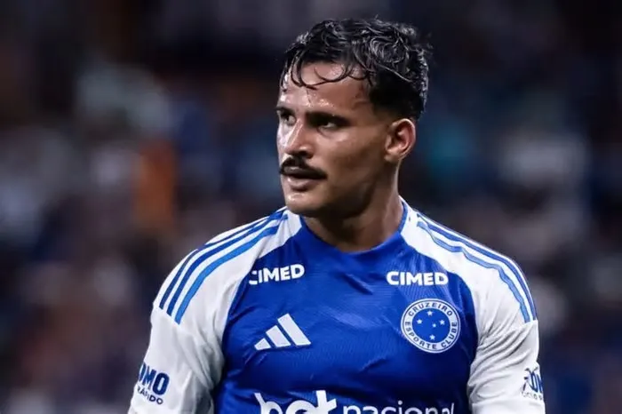 O lateral-esquerdo Kaiki Bruno está de saída do Cruzeiro. A informação da negociação foi feita pelo jornalista italiano ...