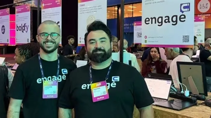 Em meio à avalanche de discursos sobre inteligência artificial no Web Summit Rio, duas startups gaúchas se destacaram por ...