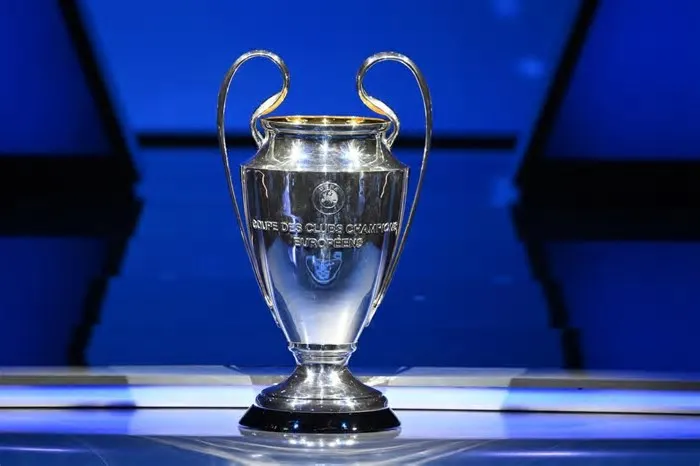 A UEFA vai manter a Liga dos Campeões sem pausas para hidratação, ao contrário do Mundial'2026, muito criticado por alterar o ...