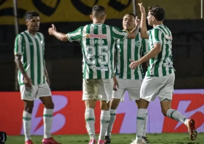 São Bernardo perde para o Juventude pela Série B e deixa escapar a liderança. Veja como foi o jogo e a situação na tabela.