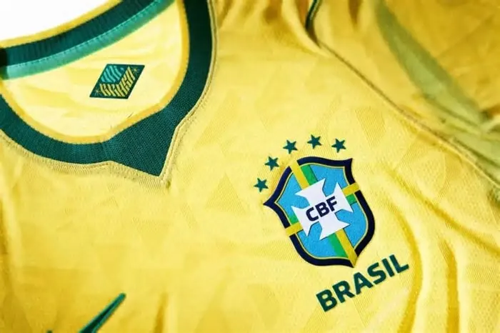 A proximidade da Copa do Mundo tem impulsionado a venda online de camisas oficiais da Seleção Brasileira. Entre 13 de ...