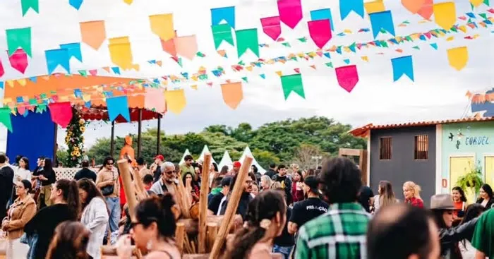 Saiba como garantir ingressos para o Arraiá do Ibira 2026. O evento gratuito leva shows de forró, quadrilhas e comidas ...
