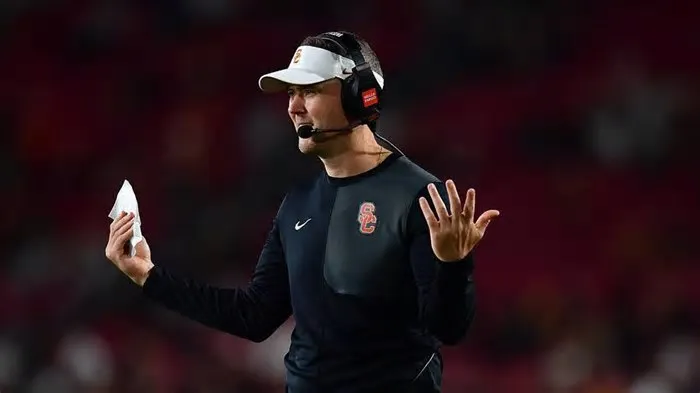 With the pressure ramping up heading into the 2026 season, USC Trojans coach Lincoln Riley may have the most to lose if USC ...