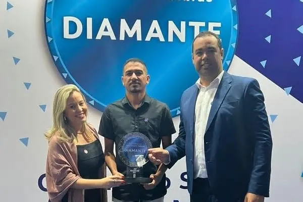 “A premiação reforça o compromisso da gestão do prefeito Jorge Dantas com o fortalecimento do empreendedorismo, a geração de ...