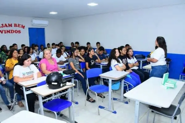 A Secretaria Municipal de Saúde, por meio da Atenção Primária à Saúde (APS) e o Programa Saúde na Escola (PSE), participaram ...