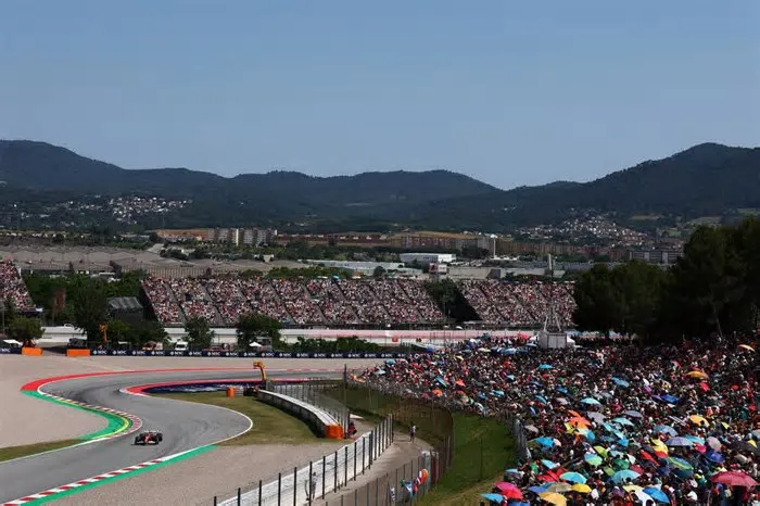 Na sétima ronda do Mundial, a Fórmula 1 cumpre a primeira de duas viagens a Espanha esta temporada. O Circuito de ...