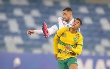 Cuiabá, MT, 25 (AFI) – As mudanças no intervalo feitas por Eduardo Barros surtiram efeito no Cuiabá. Depois de terminar o ...