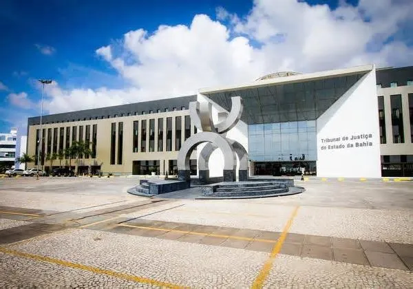 Organizado pelo Colégio Permanente de Vice-Presidentes de Tribunais de Justiça do País (CPVIP), o simpósio nacional funciona ...