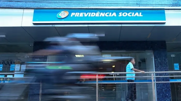 Em 2025, os moradores de Parambu tiveram que percorrer, em média, 212,89 km devido aos agendamentos, que são obrigatórios ...
