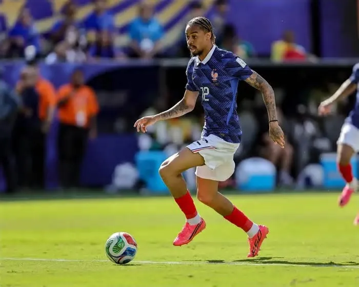 Bradley Barcola pode estar prestes a agitar o mercado de transferências e transformar a ala esquerda do Arsenal, depois de ...